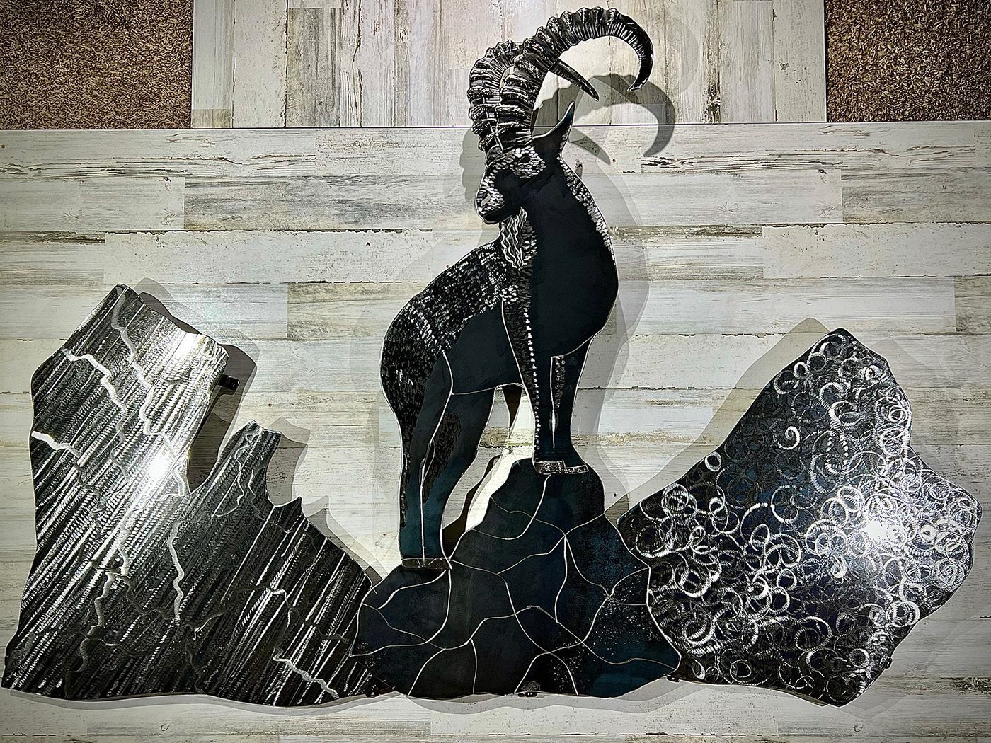 69-inch mid-asian-siberian-ibex-scene